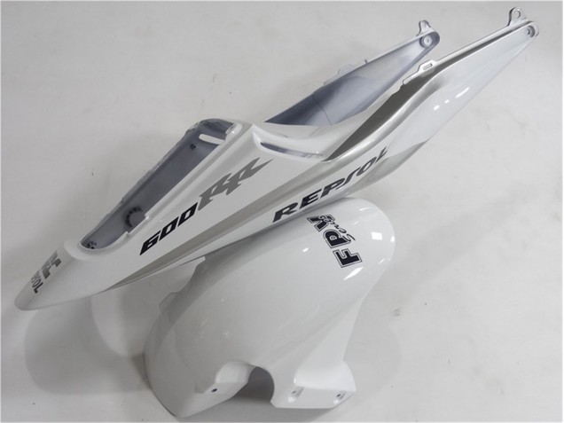 Carenagem Moto CBR 600RR 03-04 - Prata Branco Preto Repsol Carenagem Moto CBR 600RR 03-04 - Prata Branco Preto Repsol