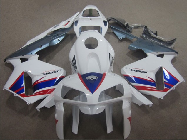 Carenagem Moto CBR 600RR 05-06 - Branco Azul Vermelho Carenagem Moto CBR 600RR 05-06 - Branco Azul Vermelho