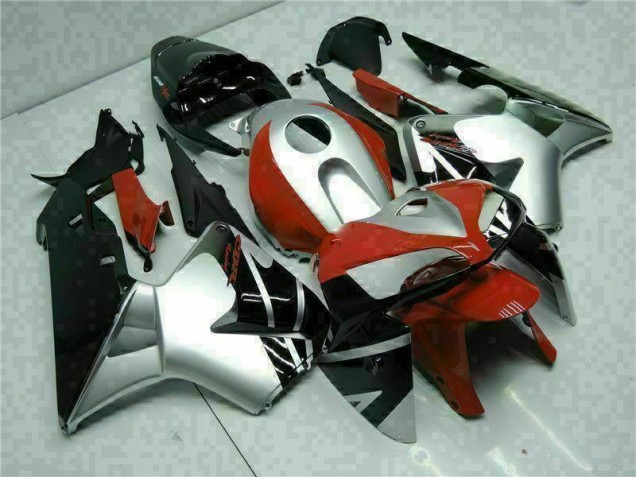 Carenagem Moto CBR 600RR 05-06 - Preto Prata Vermelho Carenagem Moto CBR 600RR 05-06 - Preto Prata Vermelho