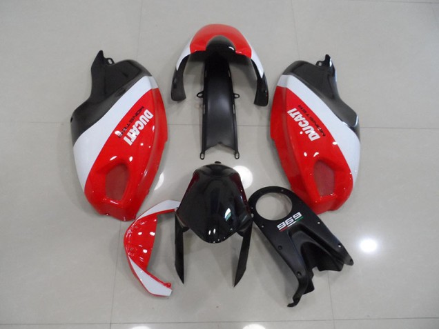 Carenagem Moto Ducati Monster 696 08-12 - Preto Vermelho Branco Carenagem Moto Ducati Monster 696 08-12 - Preto Vermelho Branco