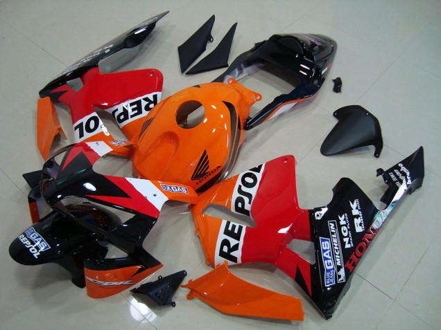 Carenagem & Plástico Moto CBR 600RR 03-04 - Repsol Carenagem & Plástico Moto CBR 600RR 03-04 - Repsol