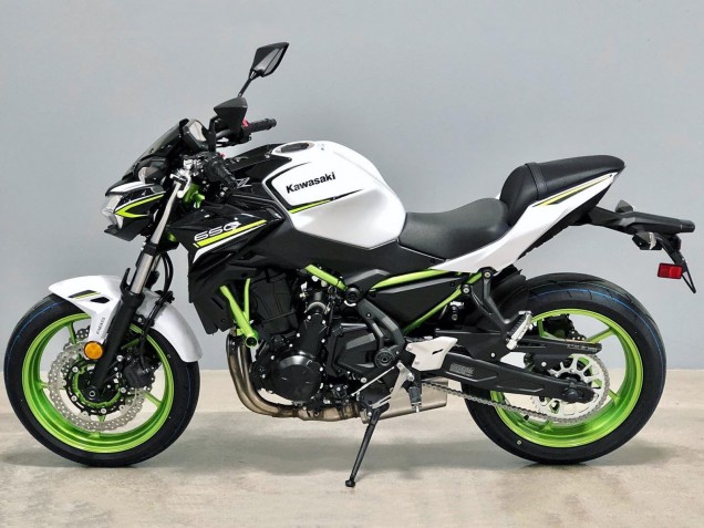 Carenagens Moto Kawasaki Ninja Z650 2020-2023 - Branco Preto Verde