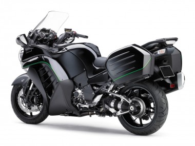Carenagens Moto Kawasaki GTR1400/ZG1400 2007-2009 - Preto Fosco Verde Linha