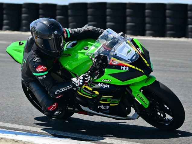 Carenagens Moto Kawasaki ZX10R 2011-2015 - Verde Amarelo Branco Preto Vermelho Pirelli