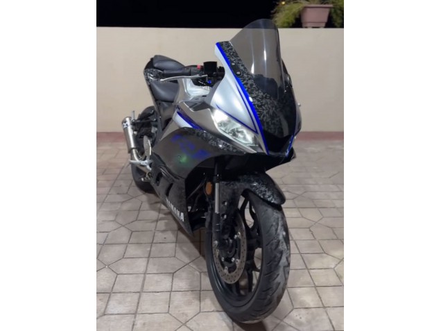 Carenagens Moto Yamaha YZF R3/R25 2022-2024 - Mármore Preto Prata Azul Forjado Fibra de Carbono Estilo