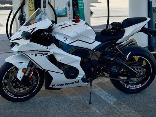 Carenagens Moto Kawasaki ZX10R 2021-2025 - Branco Preto Listra