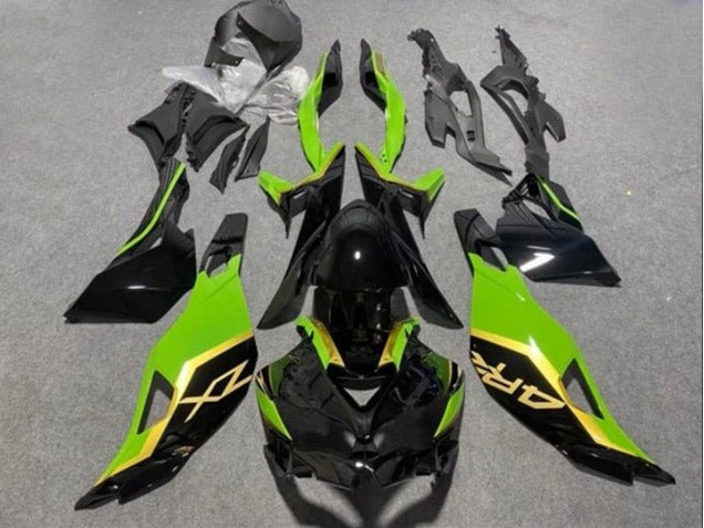 Carenagens Moto Kawasaki ZX4R ZX-4RR 2019-2025 - Preto Brilhante Verde Ouro