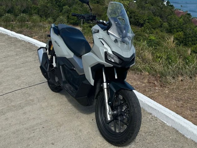 Carenagens Moto Honda ADV160 2022-2024 - Prata Preto